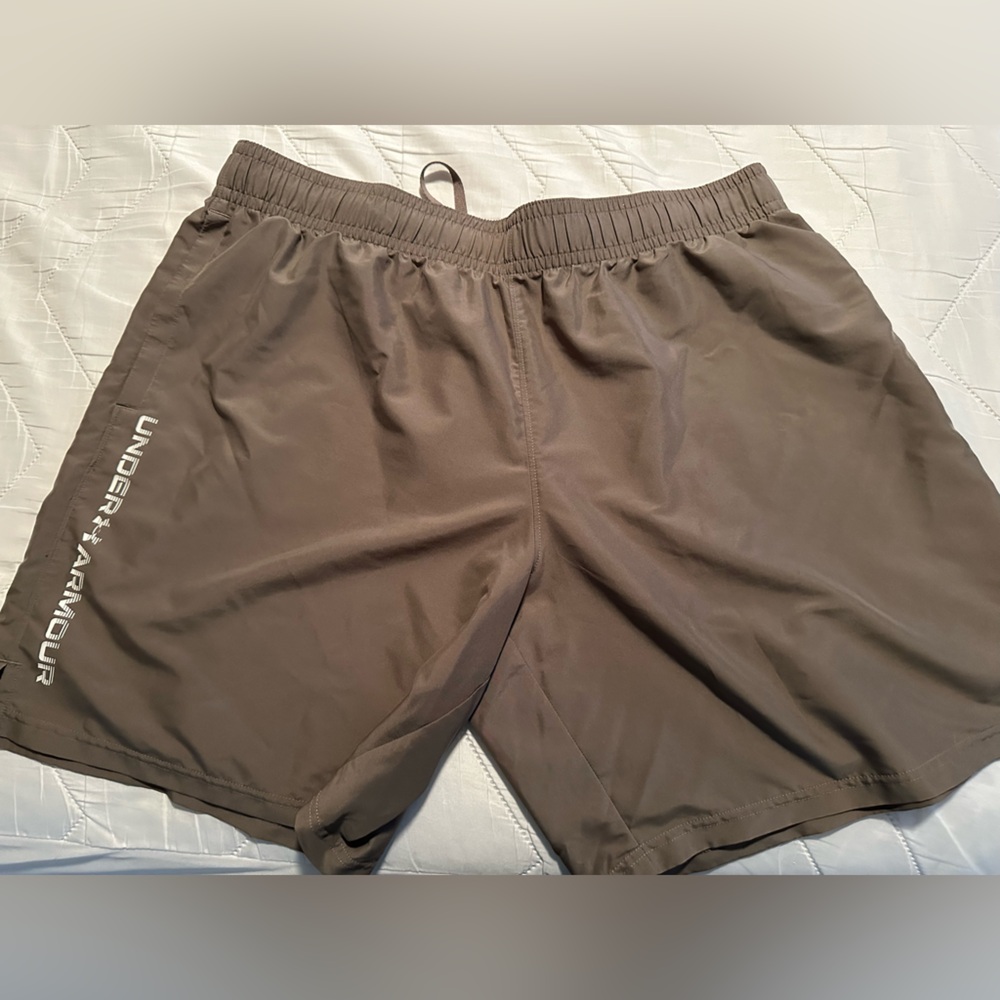 Under Armour Men's Taupe Athletic Shorts